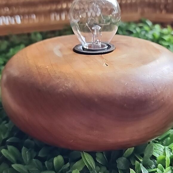 Vintage Carved Made In Bermuda Wooden Minimalist Lamp - Picture 8 of 11